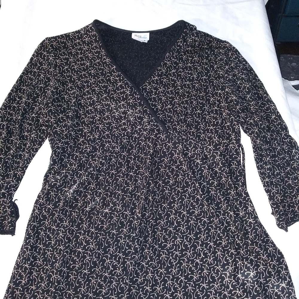 Women's Mimi Maternity small soft blouse top